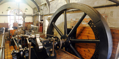 Mill-Engine-in-Steam-800x40-1